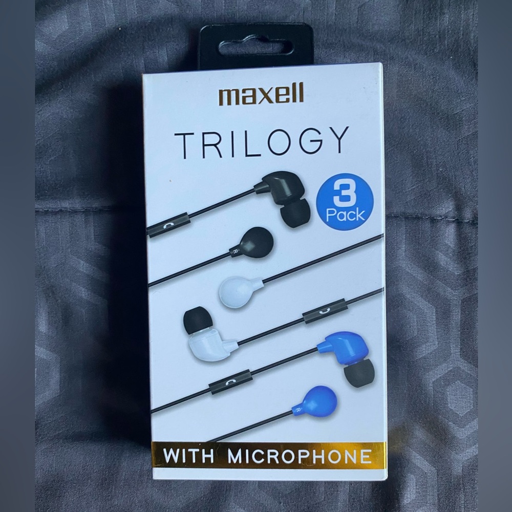 Maxell Trilogy Earbuds 3 Pack - Black, White, Blue